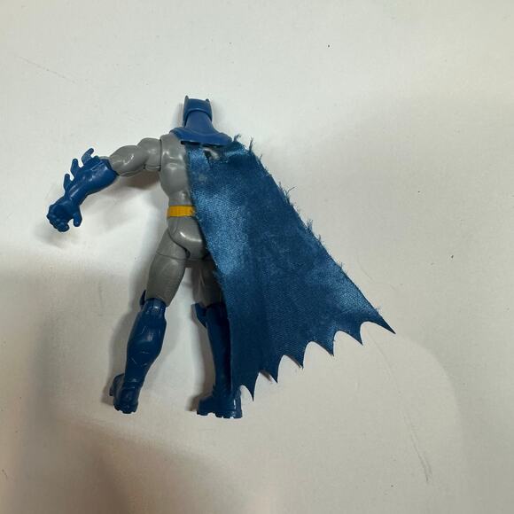 Batman Action Figure DC Comics 2001 Blue Gray Cape Posable - Picture 7 of 8